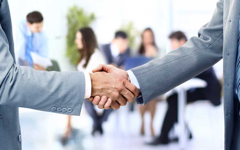 shutterstock_131950772 handshake